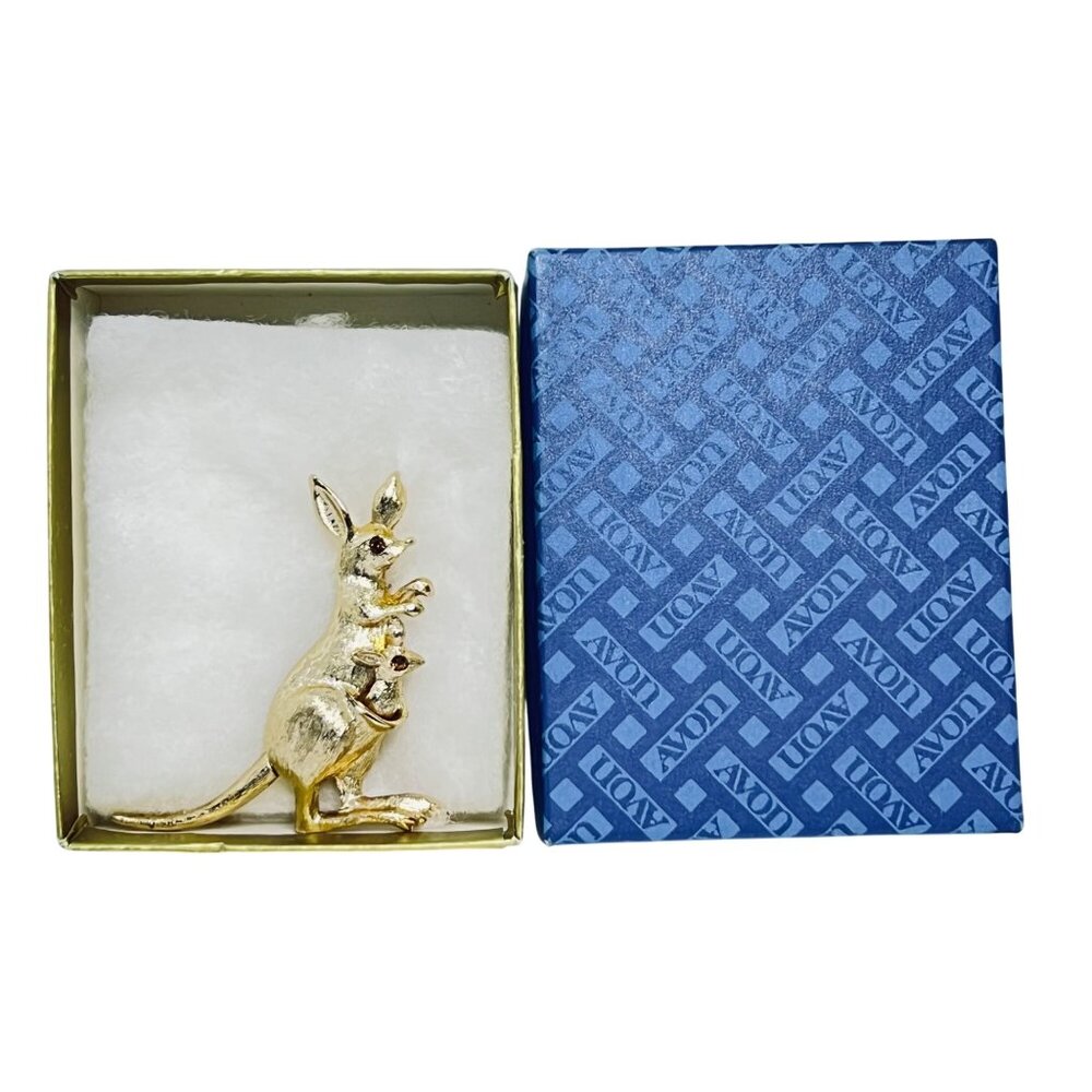 Avon Gold Tone And Rhinestone Kangaroo Brooch W/Articulating Roo And Tail (5559)